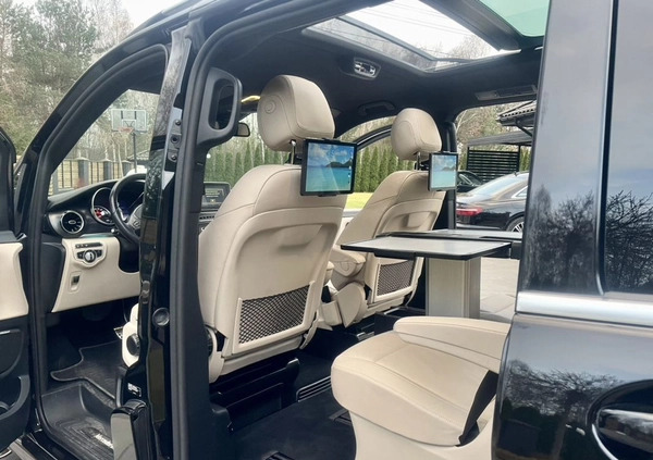 Mercedes-Benz Klasa V cena 253000 przebieg: 174000, rok produkcji 2020 z Legnica małe 301